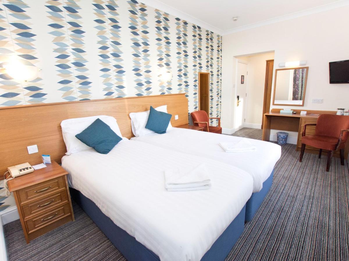 Tlh Victoria Hotel - Tlh Leisure, Entertainment And Spa Resort Torquay Exterior photo
