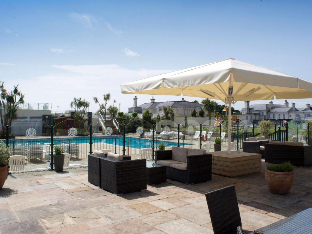 Tlh Victoria Hotel - Tlh Leisure, Entertainment And Spa Resort Torquay Exterior photo