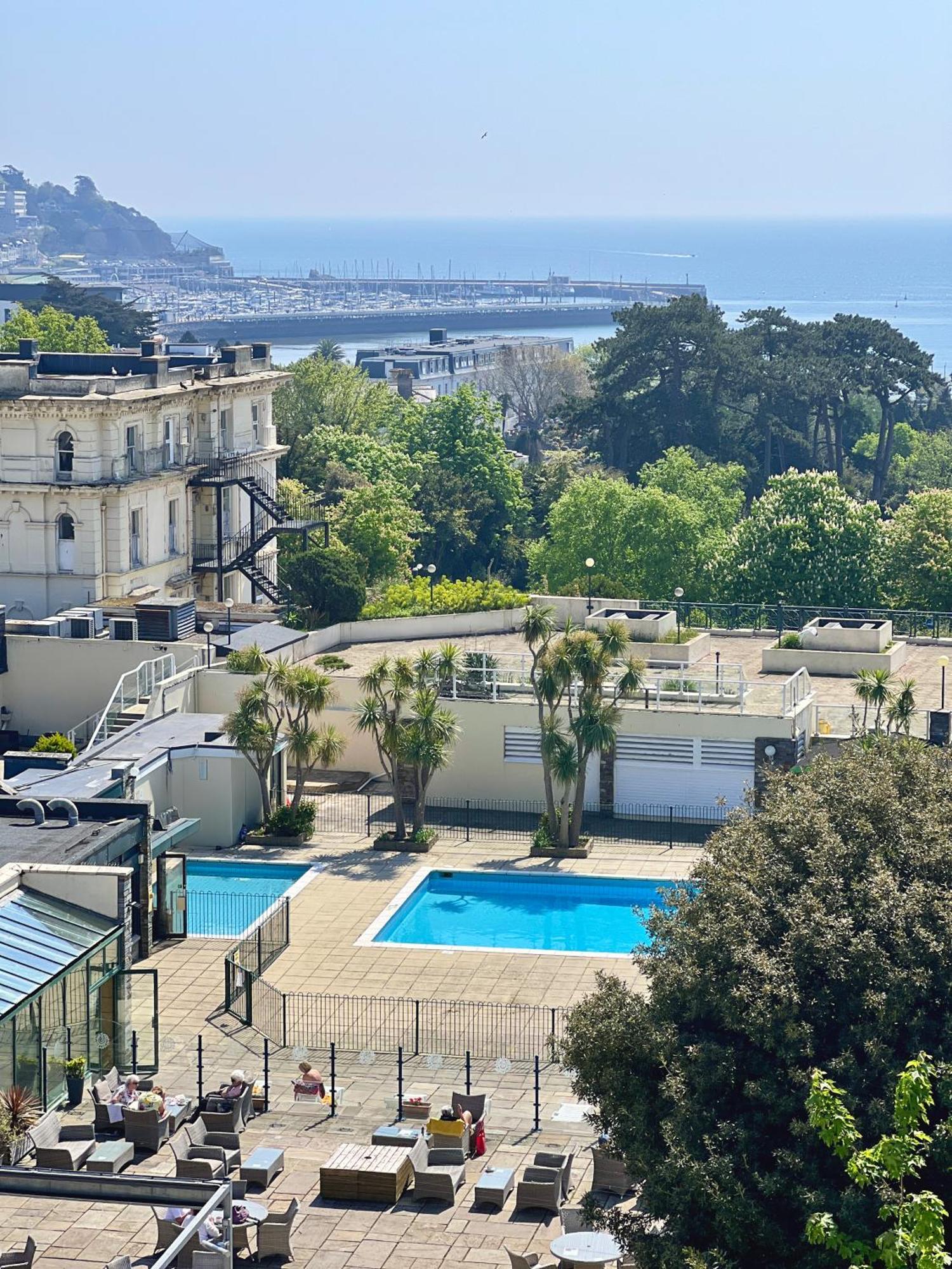 Tlh Victoria Hotel - Tlh Leisure, Entertainment And Spa Resort Torquay Exterior photo