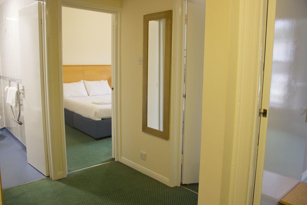 Tlh Victoria Hotel - Tlh Leisure, Entertainment And Spa Resort Torquay Exterior photo
