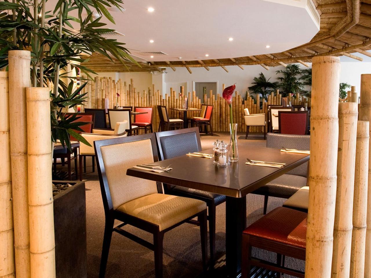 Tlh Victoria Hotel - Tlh Leisure, Entertainment And Spa Resort Torquay Exterior photo