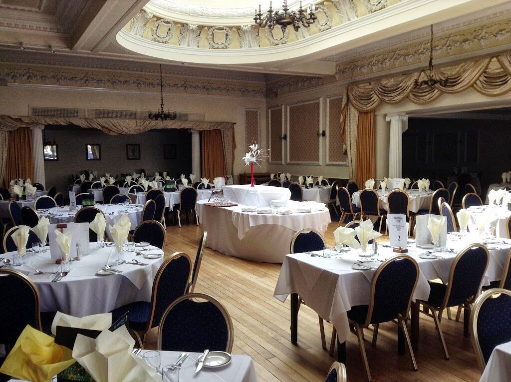 Tlh Victoria Hotel - Tlh Leisure, Entertainment And Spa Resort Torquay Exterior photo